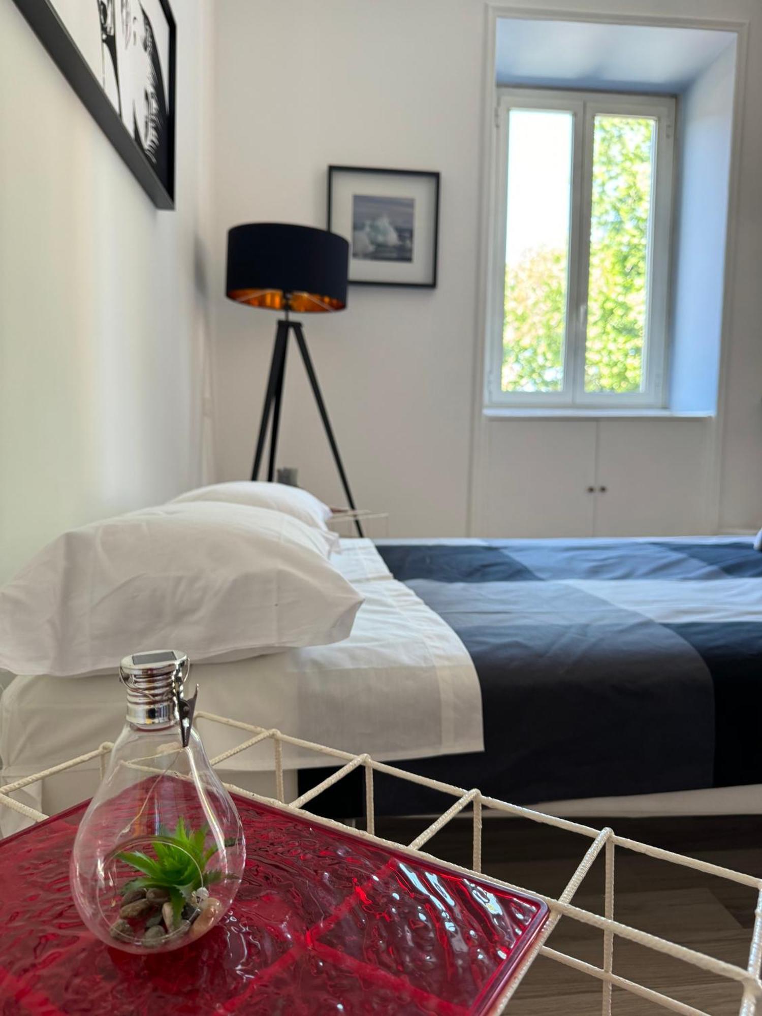 Dora Apartment Рим Екстер'єр фото